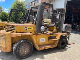 7 Tonne Caterpillar Forklift For Sale - picture0' - Click to enlarge