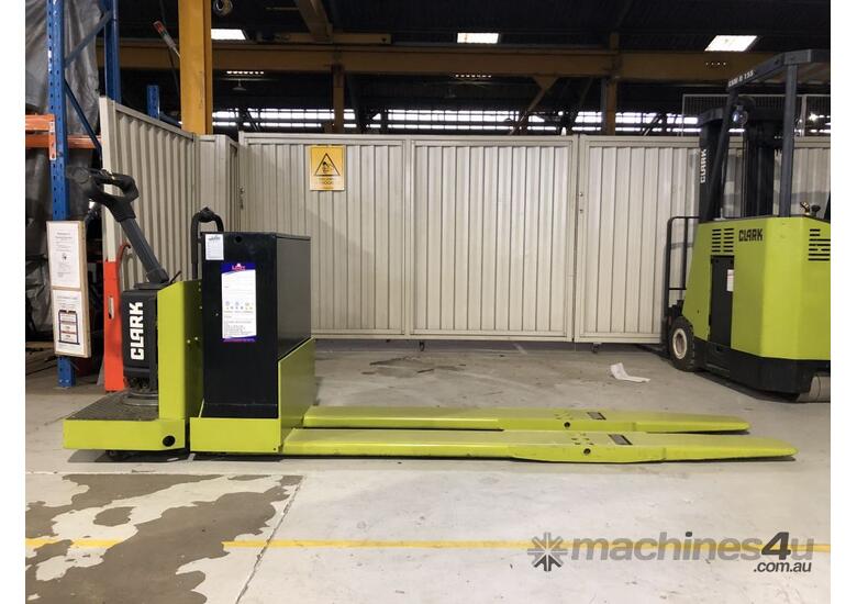 Hire clark Double Pallet New Battery 2 7t Electric CLARK Pallet Handler
