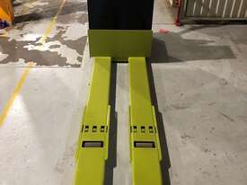 Double Pallet New Battery 2.7t Electric CLARK Pallet Handler - Hire - picture1' - Click to enlarge