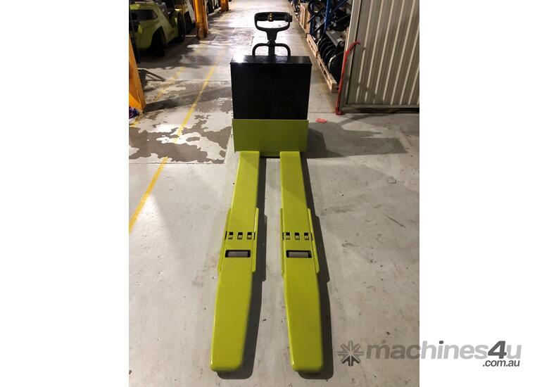 Hire clark Double Pallet New Battery 2 7t Electric CLARK Pallet Handler