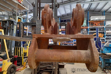 Custom Quickhitch Quick Hitch Attachments