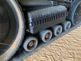 2010 Challenger MT855C Track Tractors - picture2' - Click to enlarge