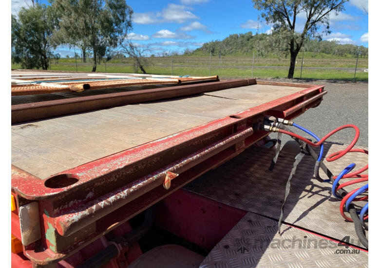 caption Southern Cross Semi Flat top Trailer