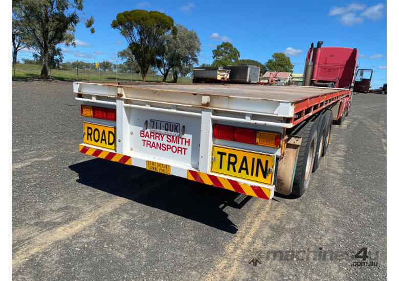 caption Southern Cross Semi Flat top Trailer