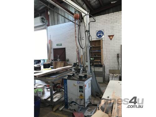 HOMAG CONTOUR EDGEBANDER