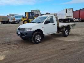 Mitsubishi Triton ML - picture0' - Click to enlarge