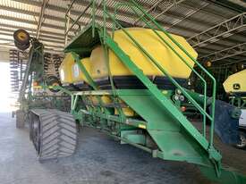 2009 John Deere 1910 Air Drills - picture0' - Click to enlarge