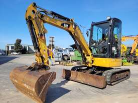 CAT 303.5E CR 3.7T EXCAVATOR WITH FULL A/C CABIN, 3 BUCKETS 2865HRS. VERY TIDY - picture0' - Click to enlarge