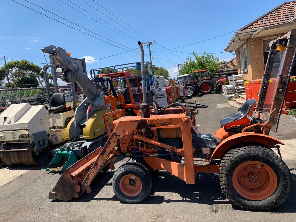 Used Kubota B7100 HST Tractors in BROOKLYN, VIC
