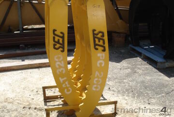 SEC Grab Grapple Suit 20 Tonner