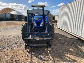 New Holland T5.110 ROPS Loader - picture0' - Click to enlarge