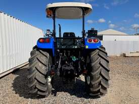 New Holland T5.110 ROPS Loader - picture2' - Click to enlarge