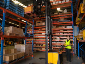1.5T with 4.5m Lift Height - Walkie Reach Stacker - picture2' - Click to enlarge