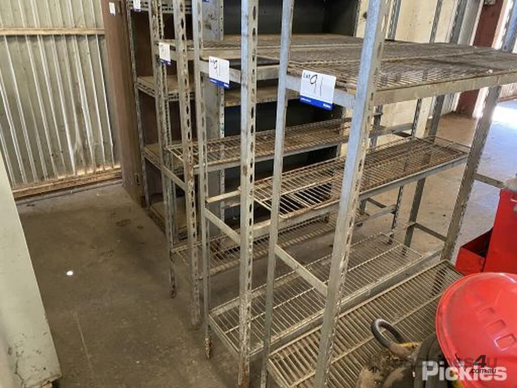 Used 6 x Shelves Tractors in , Listed on Machines4u