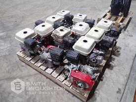 12 X HONDA PETROL ENGINES - picture0' - Click to enlarge