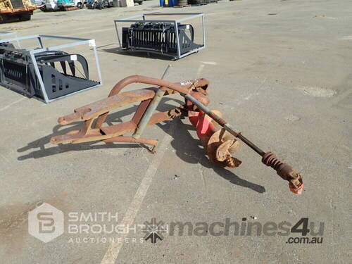 3 POINT LINKAGE PTO DRIVEN AUGER