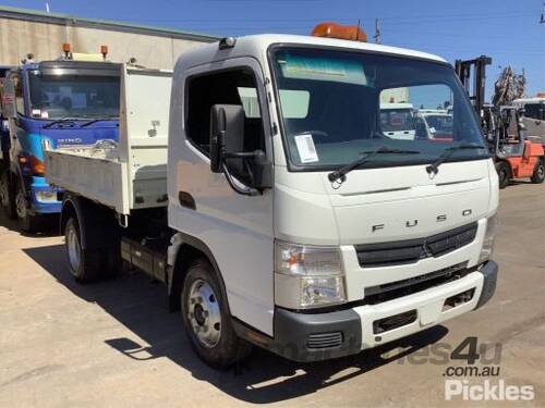 2014 Mitsubishi Fuso Canter 7/800