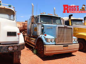 WESTERN STAR PRIME MOVER - picture0' - Click to enlarge