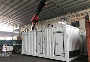 900KVA Containerized Silenced Cummins Diesel Generator 415V 3Ph.