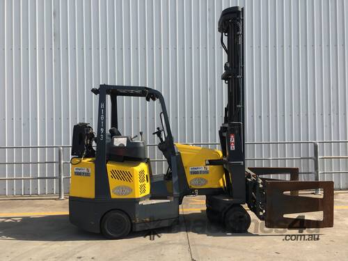 2.0T LPG Narrow Aisle Forklift