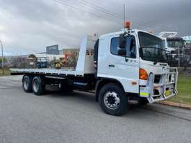 Truck Tilt Tray Hino 500 6x2 2008 9 speed Airbag 1ZZI274 SN1366 - picture0' - Click to enlarge