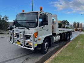 Truck Tilt Tray Hino 500 6x2 2008 9 speed Airbag 1ZZI274 SN1366 - picture2' - Click to enlarge