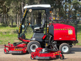 Toro GroundsMaster 4000 D Wide Area mower Lawn Equipment - picture2' - Click to enlarge