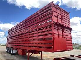 Custom TRI Axle - picture2' - Click to enlarge