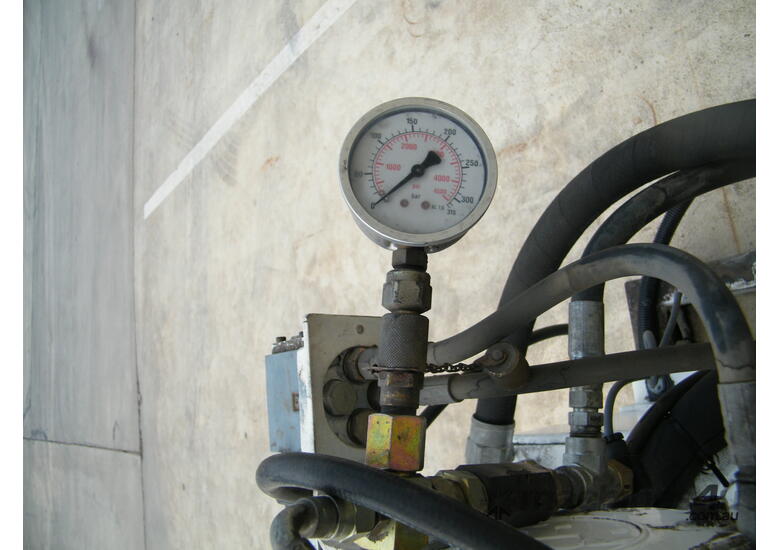 caption hydraulic power pack