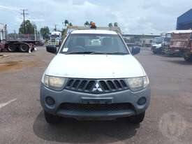 Mitsubishi Triton ML - picture0' - Click to enlarge