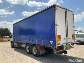 2004 Isuzu F3 FVZ - picture2' - Click to enlarge