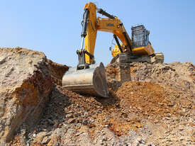 Liugong 950E - 47T Excavator - picture2' - Click to enlarge