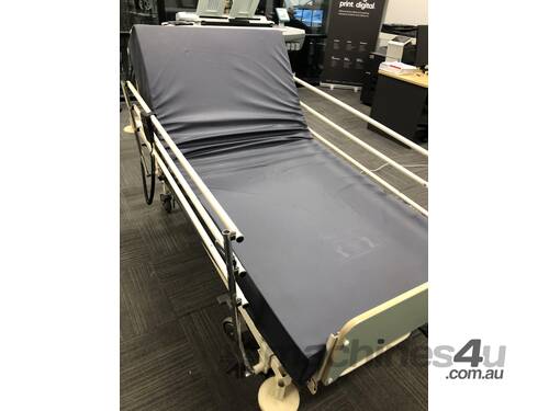 Linak Electric Hospital Bed - Excellent Condition!