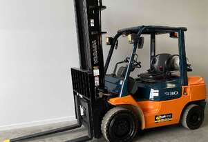 Toyota   Forklift lpg 2.5 Tonne