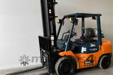 Toyota   Forklift lpg 2.5 Tonne