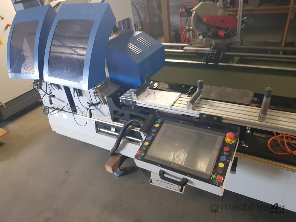 Used BROBO WALDOWN BROBO Double Mitre Saw Programmable CNC Deposit OMGA