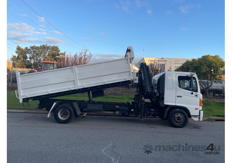 Buy Used 2006 Hino FD Hiab Crane Truck in , Listed on Machines4u