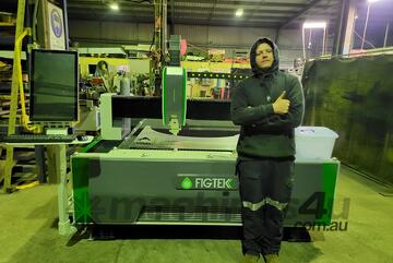 1530 FIBER METAL CUTTING MACHINE 4000W