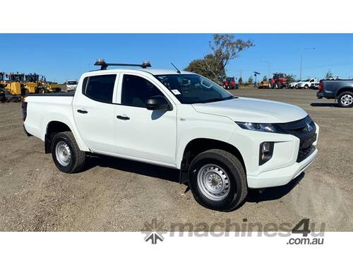 Mitsubishi Triton MR