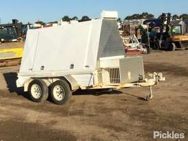 1987 Unknown Dual Axle Enclosed Trailer - picture0' - Click to enlarge