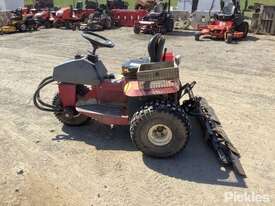 2000 Toro Sand Pro 5020 Sand Bunker Rake - picture2' - Click to enlarge