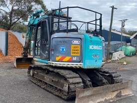 Kobelco SK135SR - picture1' - Click to enlarge