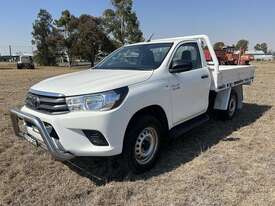 2021 Toyota Hilux SR 4X4 Single Cab - picture0' - Click to enlarge