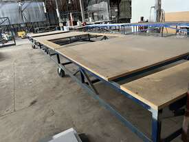 Large Mobile Work Table - picture0' - Click to enlarge