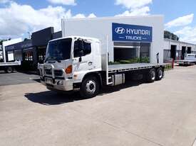 HINO FL - picture1' - Click to enlarge