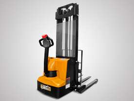 Hyundai Walkie Pallet Stacker 1.4T Model: 14WS - picture2' - Click to enlarge