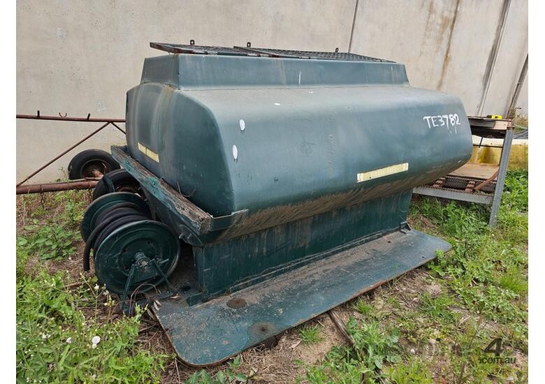 caption Diesel Fuel Tanker - Skid Mount