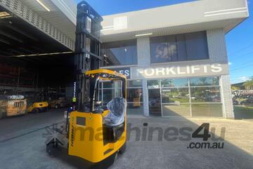 Warehouse Reach Truck Forklift For Sale