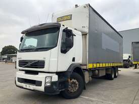 2008 Volvo FE Curtainsider - picture0' - Click to enlarge