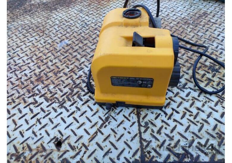DETROIT Drill Bit Sharpener